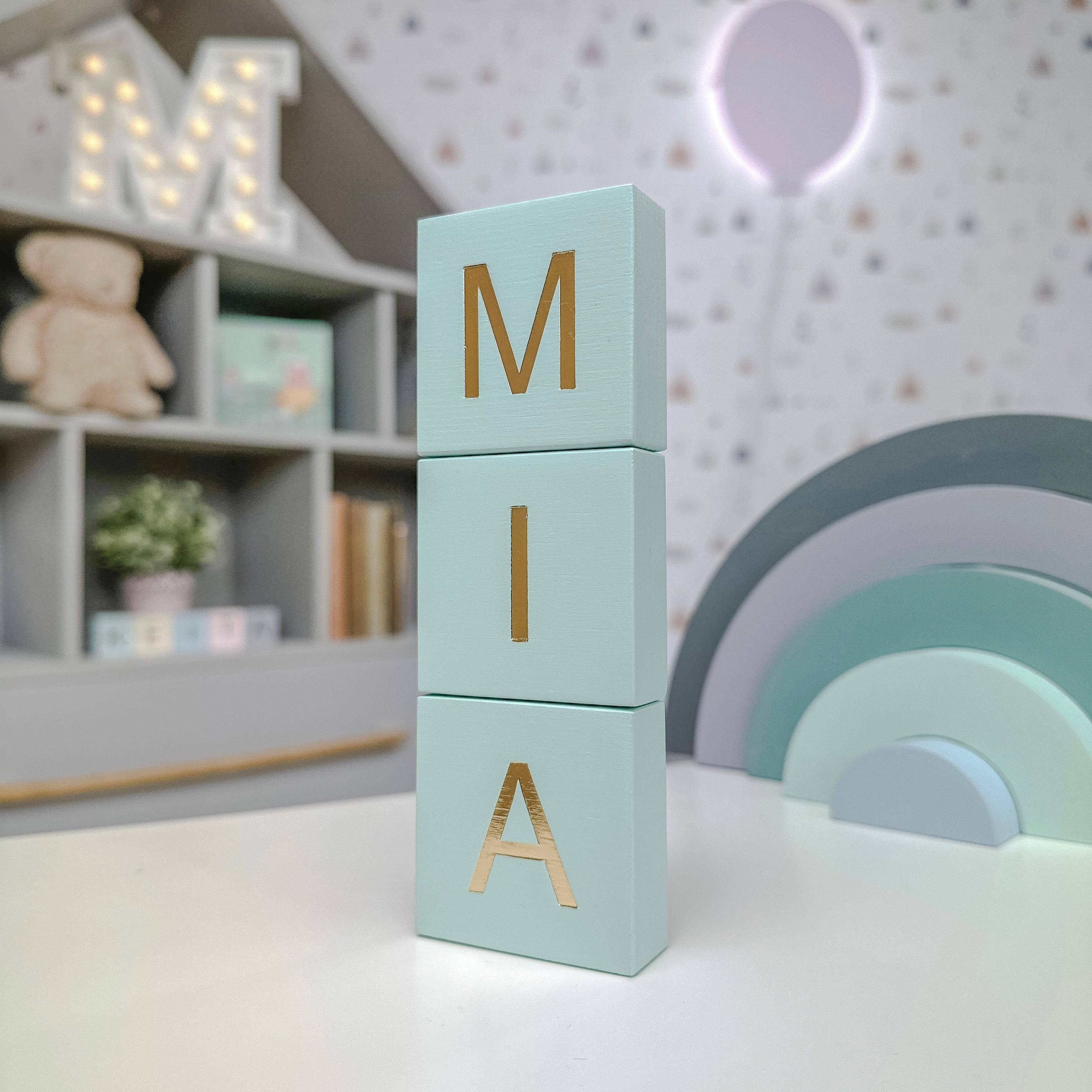 WOODEN BLOCK WITH LETTER - MINT