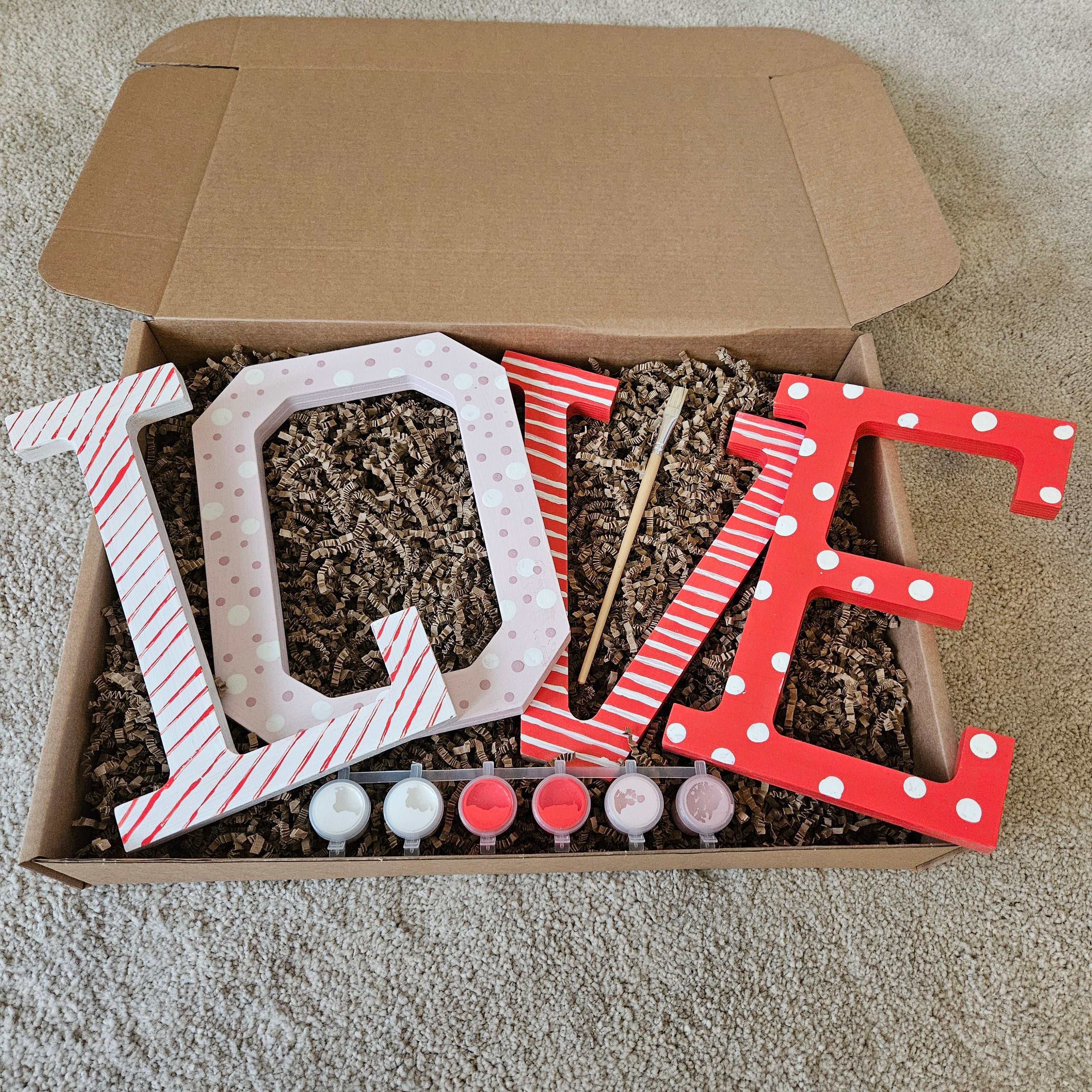 DIY LOVE LETTER PAINT SET